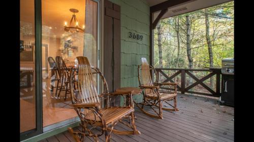 Brevard House | Shady Creek Cabin