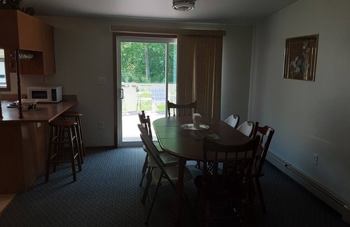 Town of Torrey House | Shady Trail Lodge