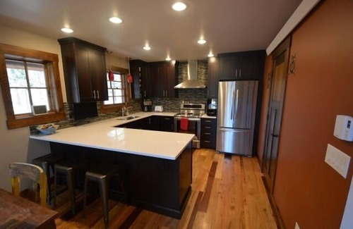 Rapid City Cabin | ShadyPines Cabin In The Black Hills w/Hot Tub & Centrally Located to Attractions