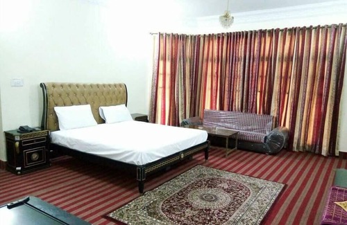 Peshawar Hotel | Shahi Palace Guest House