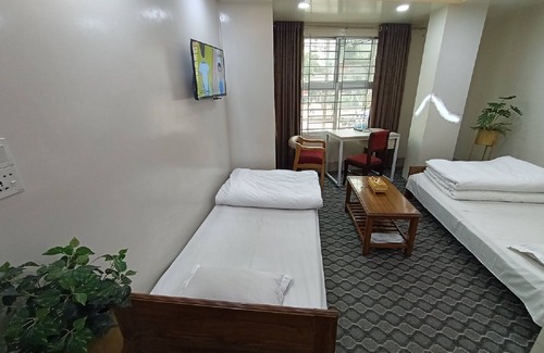 Dhaka Hotel | Shahin Hotel Residential