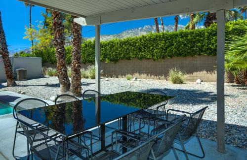 Racquet Club Estates House | Shaken Not Stirred Permit# 1592