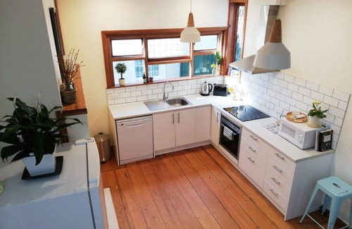 Napier House | Shakespeare Cottage