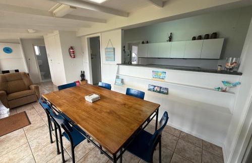 Port Vincent House | Shakona