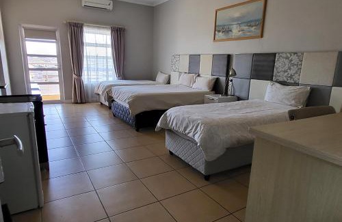 Surrey Estate Hotel | SHALIMAR GARDENS HOTEL