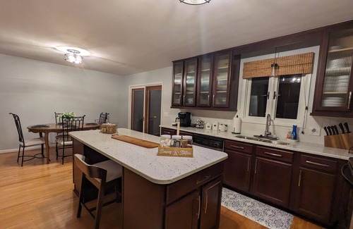 Scottsboro House | Shallow Waterfront Private 3 Bedrooms+Bunkroom+FirePit+Grill+Games