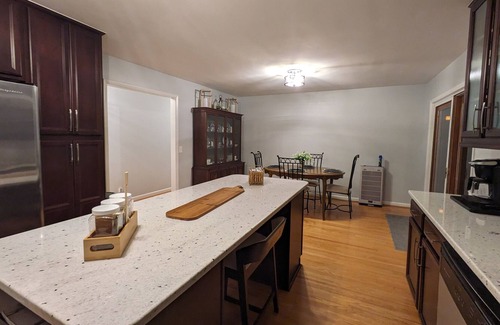 Scottsboro House | Shallow Waterfront Private 3 Bedrooms+Bunkroom+FirePit+Grill+Games
