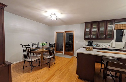 Scottsboro House | Shallow Waterfront Private 3 Bedrooms+Bunkroom+FirePit+Grill+Games