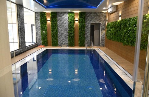 Dammam Ski Chalet | SHALLY VILLAGE