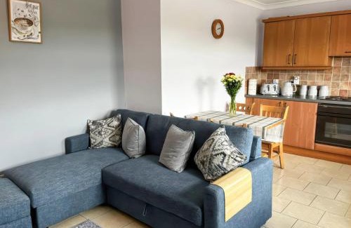 Markethill Apartment | Shalom Apartment 98B