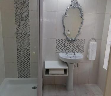 Kempton Park House | Shalom Cottage