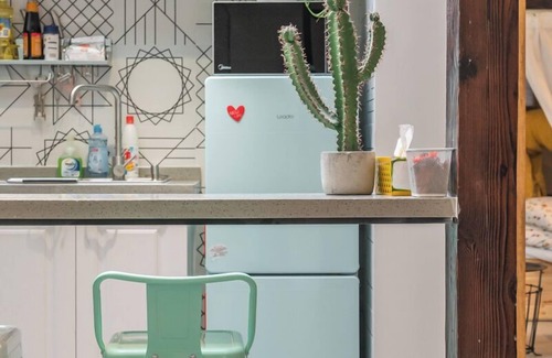 Huaihai Road Commercial Area Apartment | Shanghai Hills&XING 593 Homestay