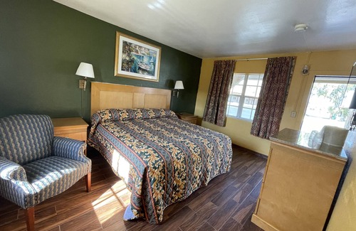 Ocala Hotel | Shangri La Motel