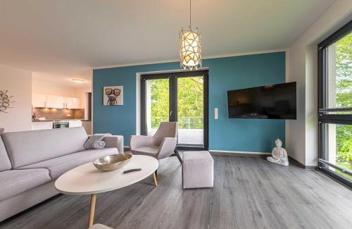 Krakow am See Apartment | Shanti-Suite mit Dachterrasse, Kamin & Sauna am Krakower See