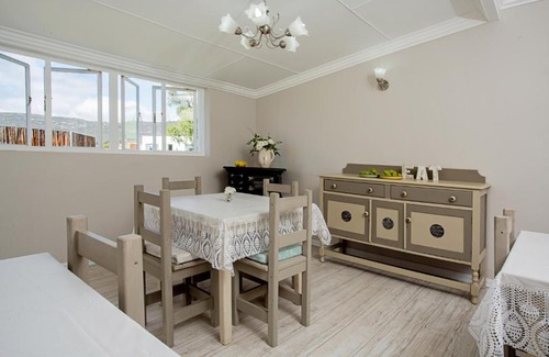 Uniondale House | Shanzeley Guest House