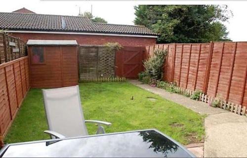 Aylesbury House | Shared Double Rooms
