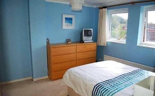 Aylesbury House | Shared Double Rooms