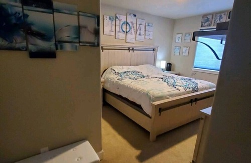 Redmond House | Shared home BUT Private 2 bedroom and bathroom. Close to fairgrounds & Smithrock