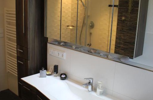 Furstenfeldbruck District House | Shared Room