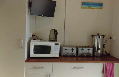 Denham Hotel | Shark Bay Hotel