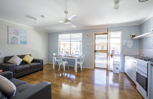 Denham Apartment | Shark Bay Seafront Apartments