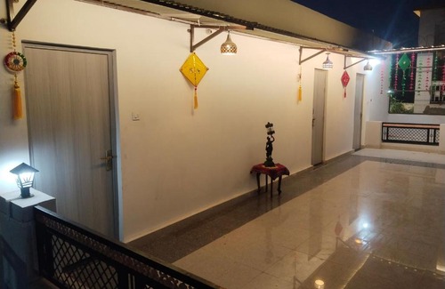 Taj Ganj House | Sharma's villa