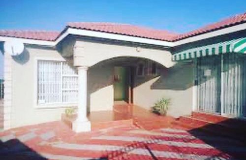 Moses Kotane House | SHARONS GUESTHOUSE