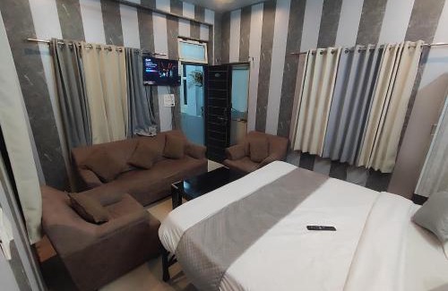 Gomti Nagar Hotel | SHARVIL Inn