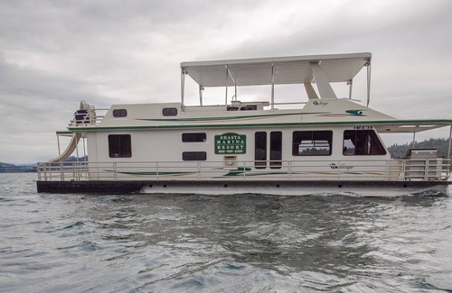 Lakehead Boat Rental | Shasta Marina at Packers Bay Mirage I Houseboat,