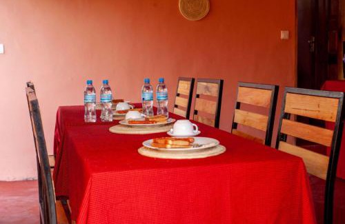 Arusha Bed & Breakfast | Shavia Lodge