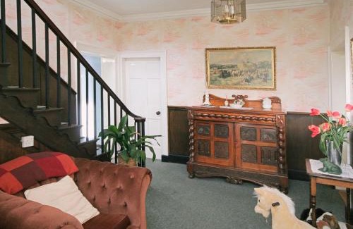 Oakamoor House | Shaw House
