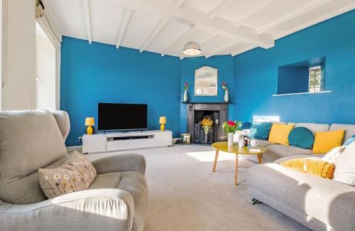 Alnwick House | Shawdon Hill Cottage