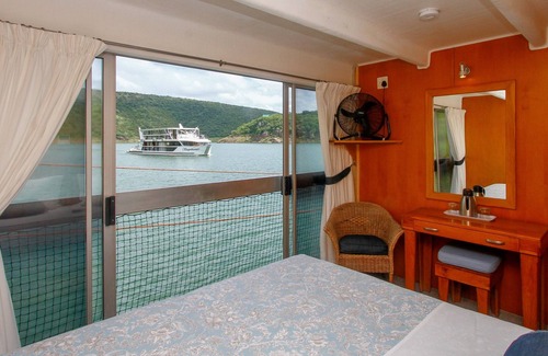 Jozini Boat Rental | Shayamanzi Houseboats