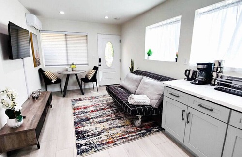 Walnut Apartment | shd-gro-wlnt20235-wos-1-1