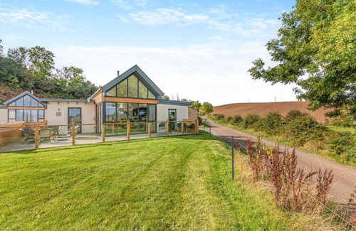 Bamburgh House | Shearwater Lodge