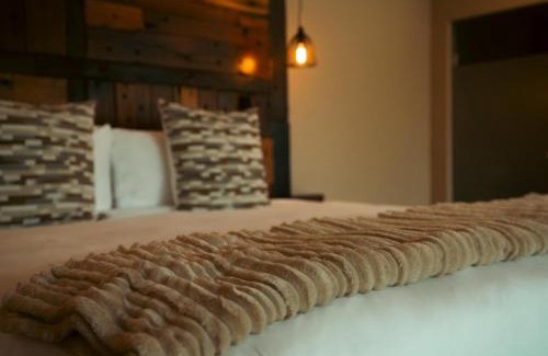 Behoudeniskloof Cabin | Shekinah Lion & Game Lodge