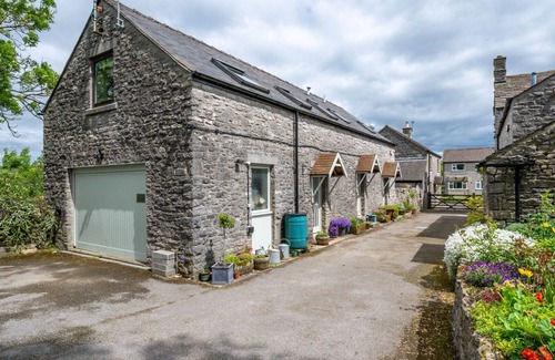 Monyash Apartment | Sheldon Barn - Two Bedroom Apartment, Sleeps 4