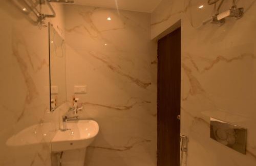 Kolkata Hotel | Sheldon Inn Kolkata