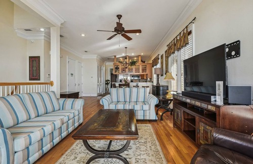 Laguna Beach House | Shell-A-Bration By Book That Condo