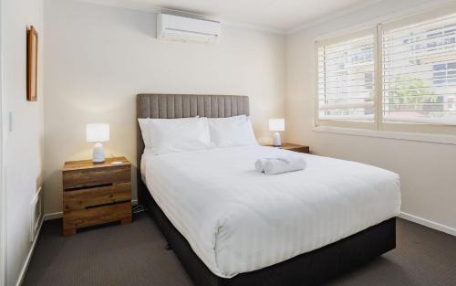 Sapphire Beach Apartment | Shelly's Misty Waves