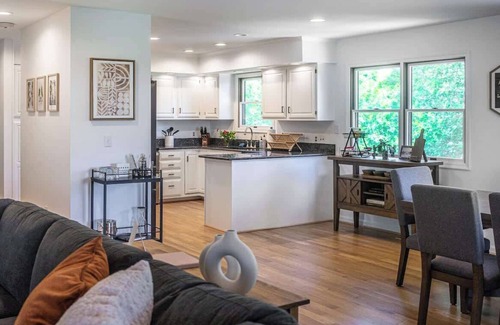 Goshen House | Shenandoah Retreat Su