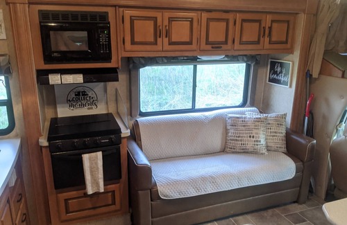 New Market House | Shenandoah Valley Sightseer (set up at our farm)