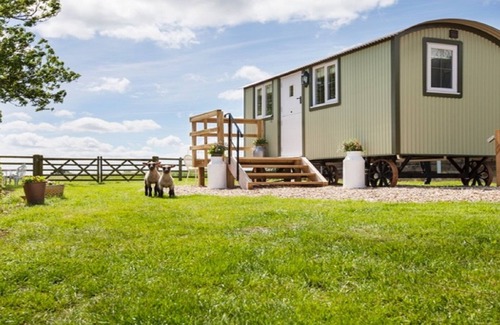 Padbury Cabin | Shepherd Hut