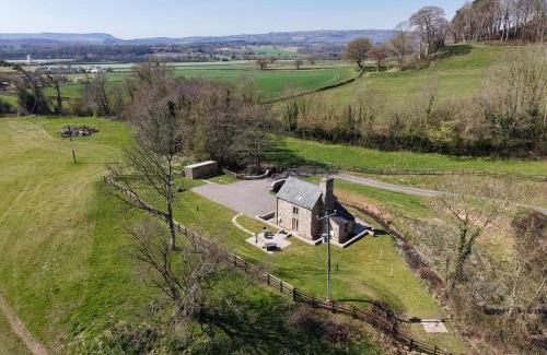 Usk House | Shepherd's Cottage