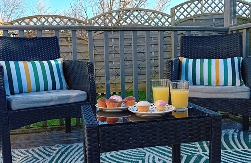 Bryncethin Apartment | Shepherds Cottage Bryncethin