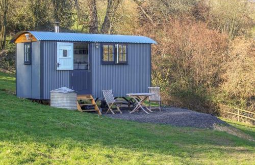 Slad House | Shepherds Hut Slad Valley Cotswolds
