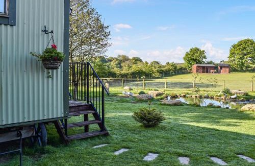 Tyn-y-Gongl House | Shepherds Hut - Ukc6774
