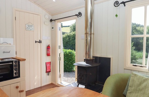Crediton Cottage | Shepherds Joy