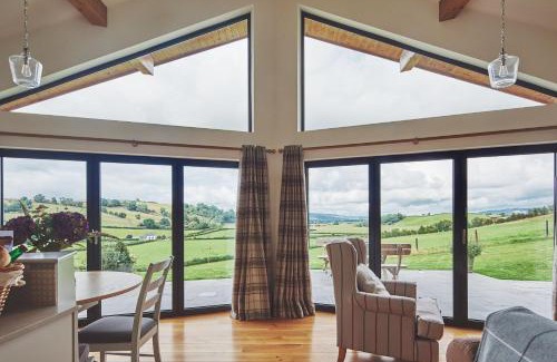 Montgomery House | Shepherds Rest