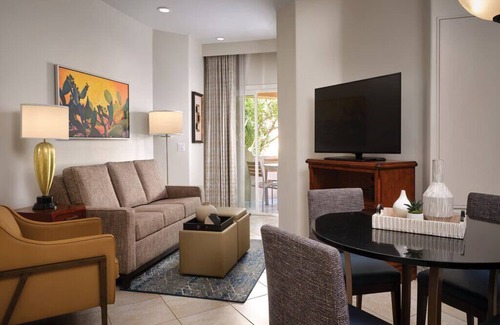 North Scottsdale Resort | Sheraton Desert Oasis Villa Resort